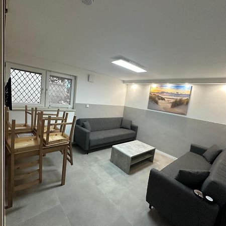 Charmante 2 Zimmer Souterrain Hannover Buitenkant foto