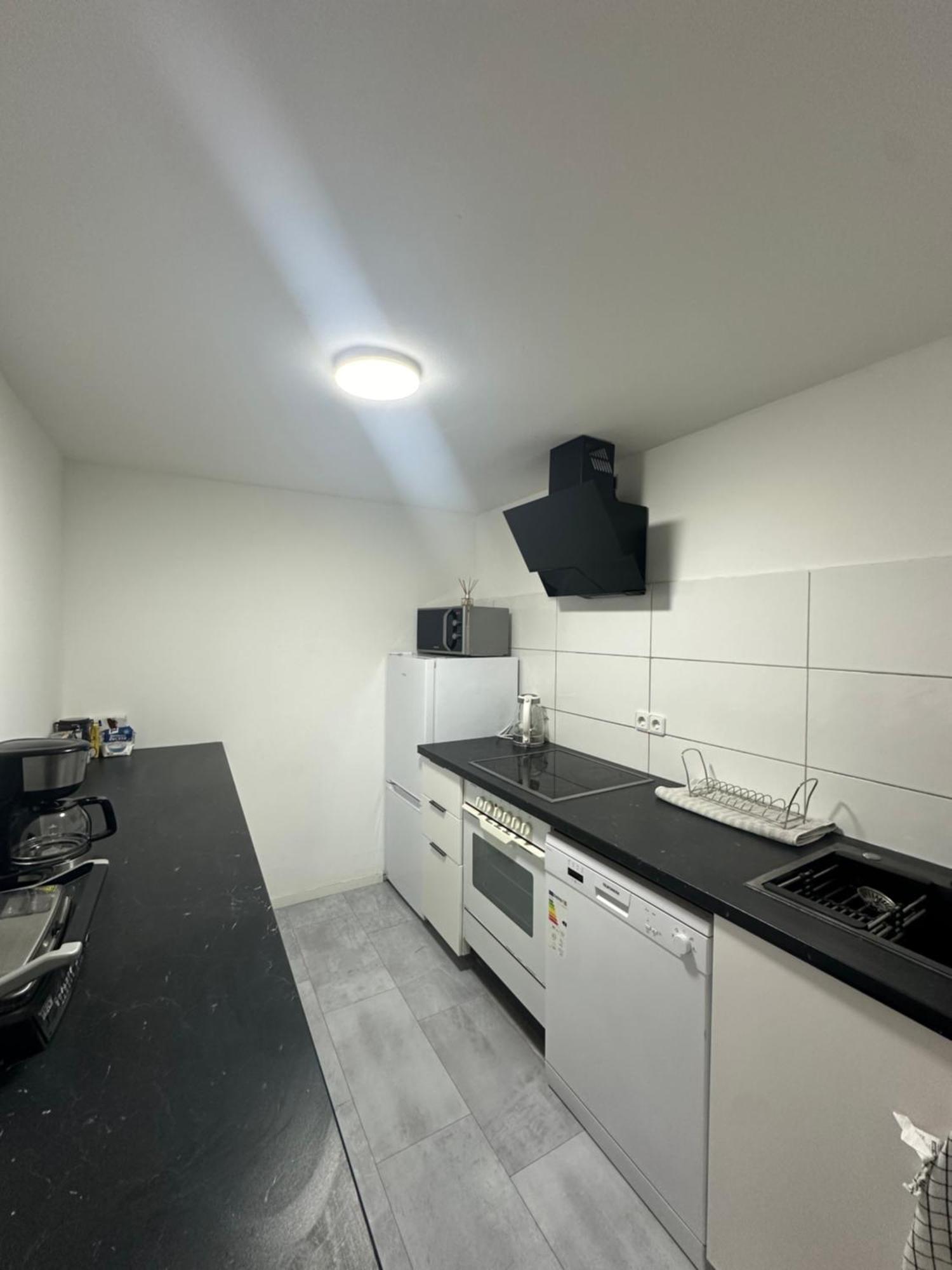 Charmante 2 Zimmer Souterrain Hannover Buitenkant foto