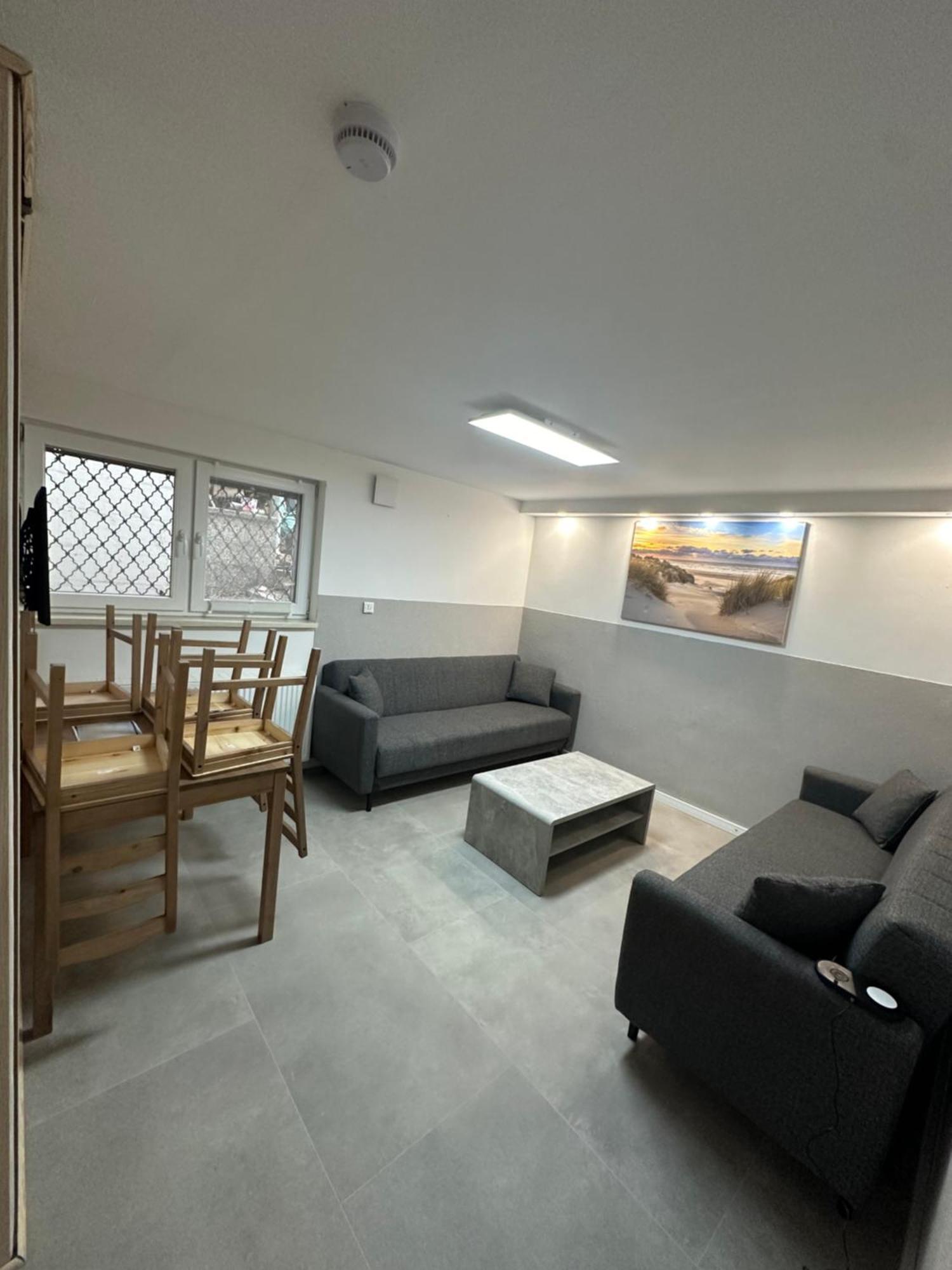 Charmante 2 Zimmer Souterrain Hannover Buitenkant foto